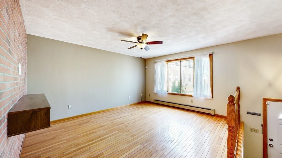 14 Leland St, Malden, MA 02148 - photo 1