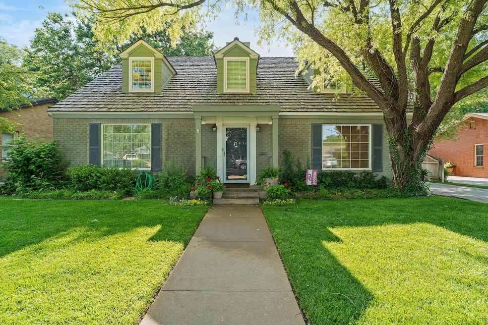 1221 S Rusk - Front of House 2