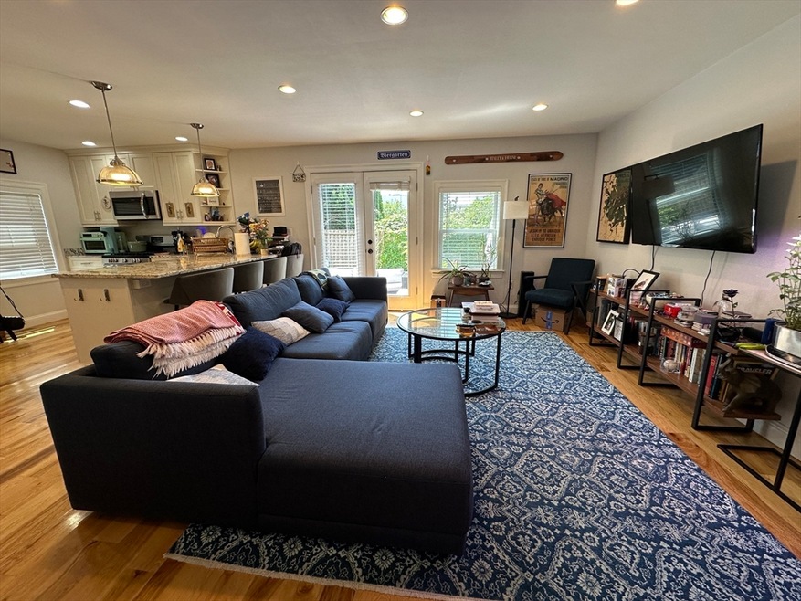 35 Porter St unit R, Cambridge, MA 02141 - photo 1