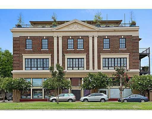 Photo. Totally Renovated Luxury Building with 33 C