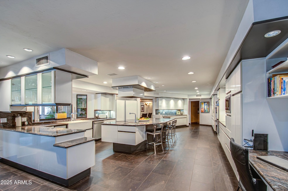 Kitchen 5