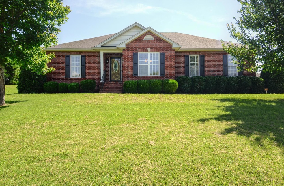 Welcome to 1090 Evan Court! Move-in ready, one-level living!