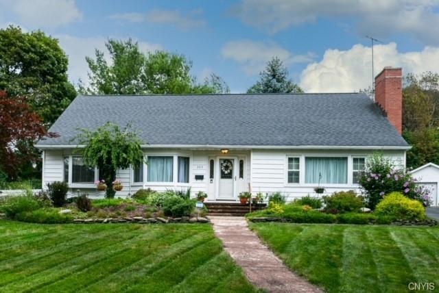 LOVELY***VINYL SIDED HOME