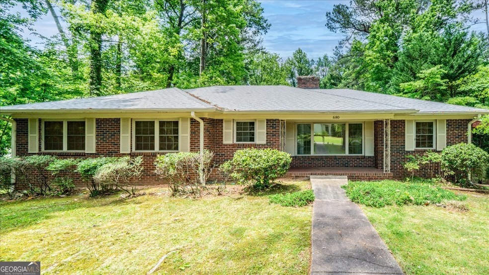 680 Walnut Dr SW, Marietta, GA 30064 - photo 1
