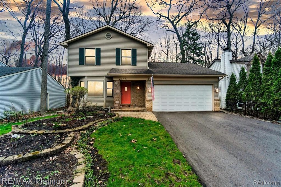 6950 Aeroview St, West Bloomfield, MI 48324 - photo 1