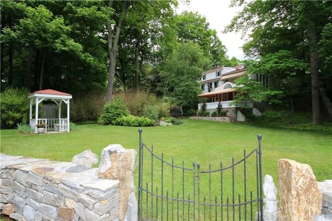 22 Rita Rd, Ridgefield, CT 06877 - photo 1