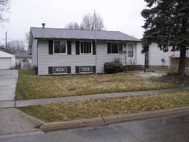 2066 Shawbury Ct W, Columbus, OH 43229 - photo 1