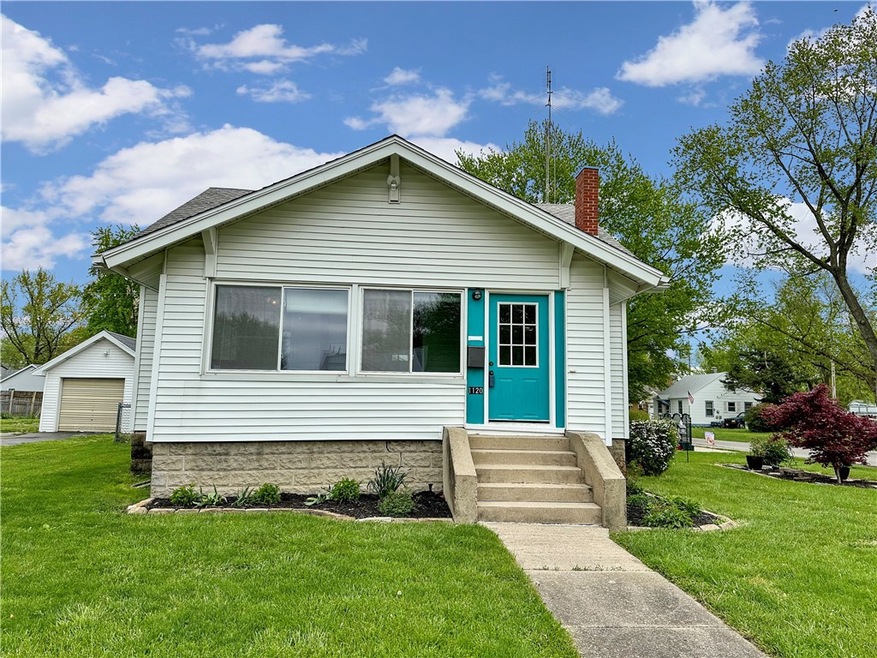 1120 S 15th St, Mattoon, IL 61938 - photo 1