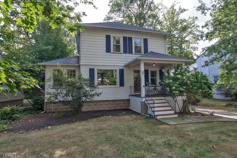 4 Glannon Rd, Livingston, NJ 07039 - photo 1