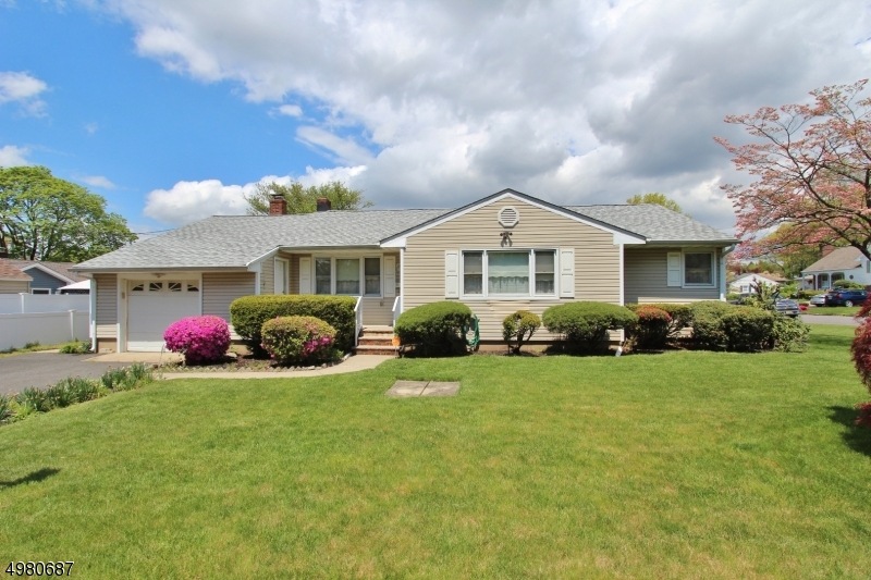 509 E Hendricks Blvd, South Plainfield, NJ 07080 - photo 1