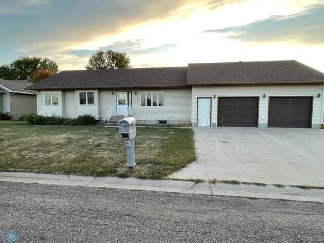 1029 Tower Way - Breckenridge, MN