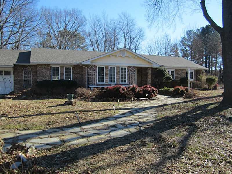 2715 Highland Dr, Rogers, AR 72756 - photo 1