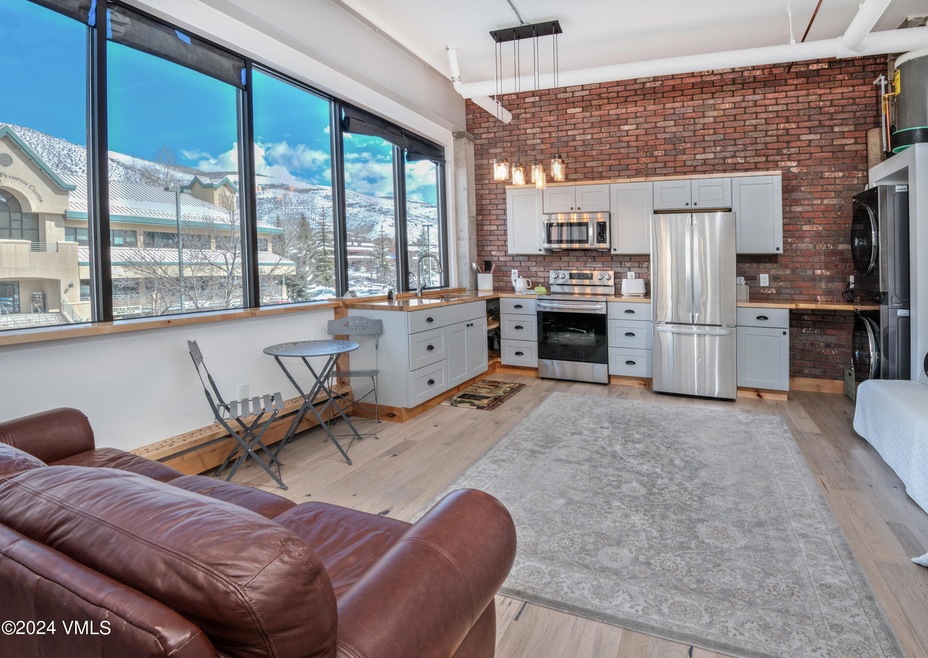 70-Benchmark-201-MLS_03