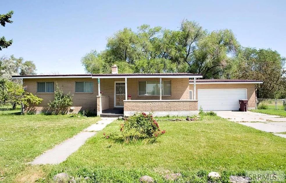 742 W 200 N, Blackfoot, ID 83221 - photo 1