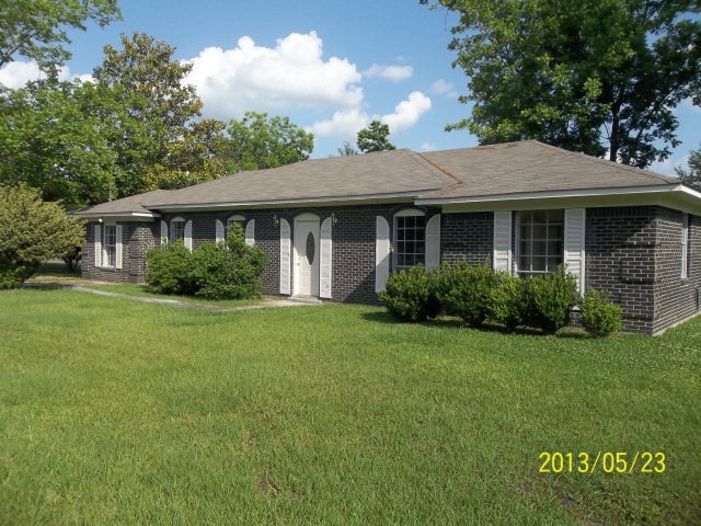 1103 Jackson Landing Rd, Picayune, MS 39466 - photo 1
