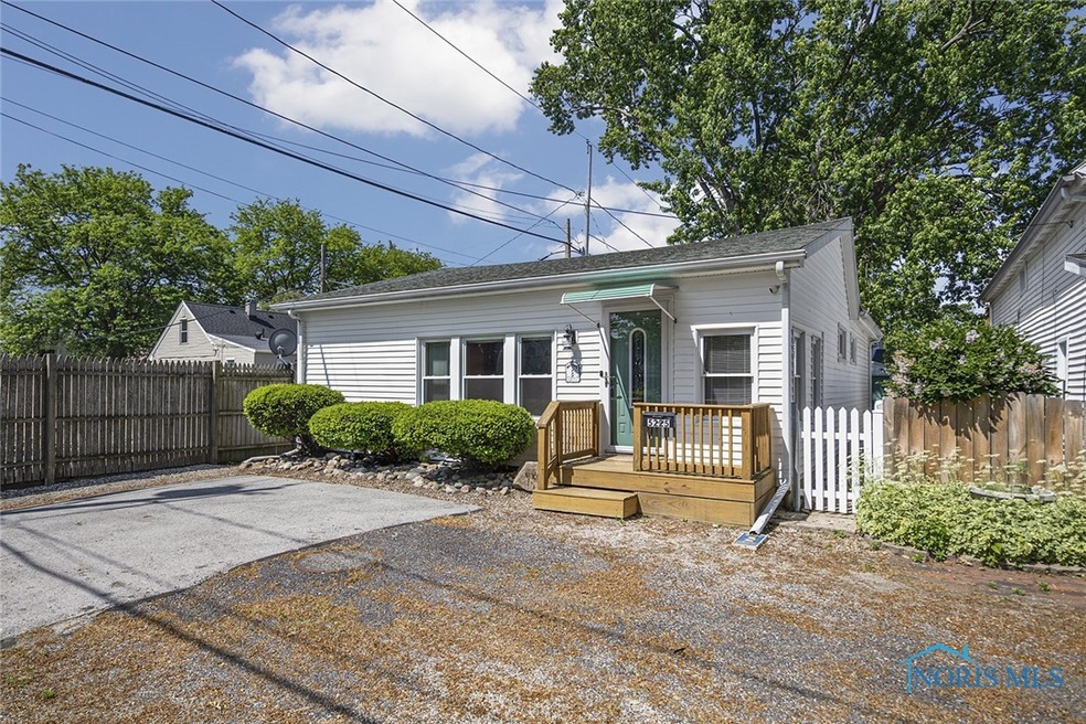 5225 308th St, Toledo, OH 43611 - photo 1