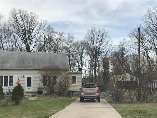 3550 15 mile picture 1.jpg