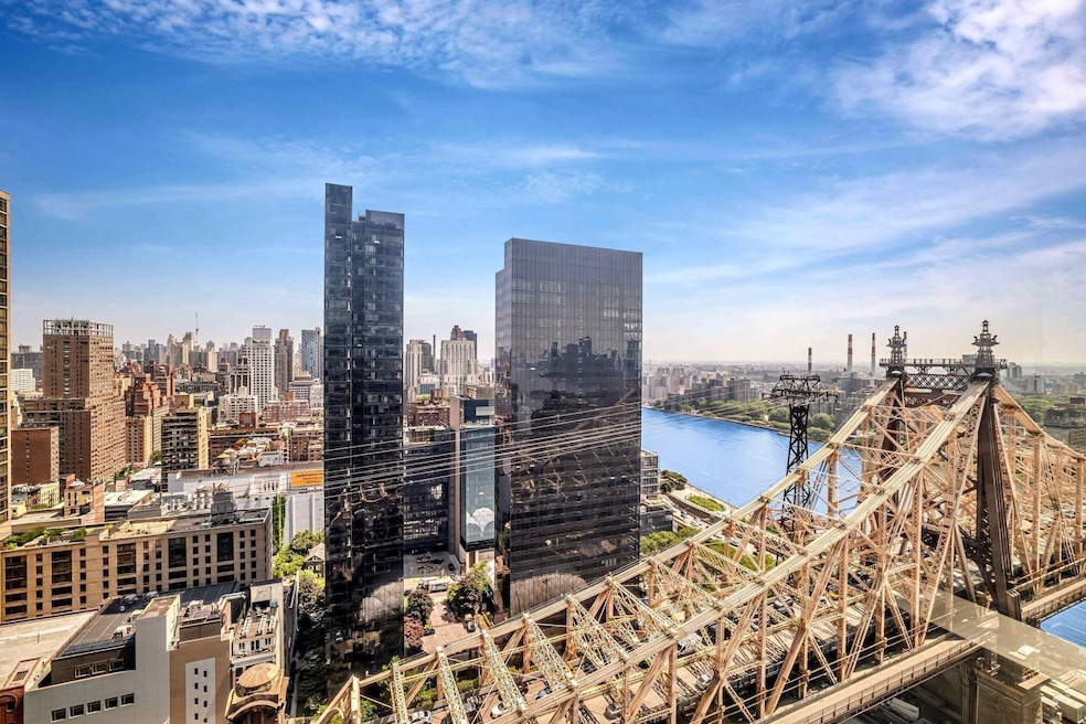 The Sovereign unit 28B, New York, NY 10022 - photo 1