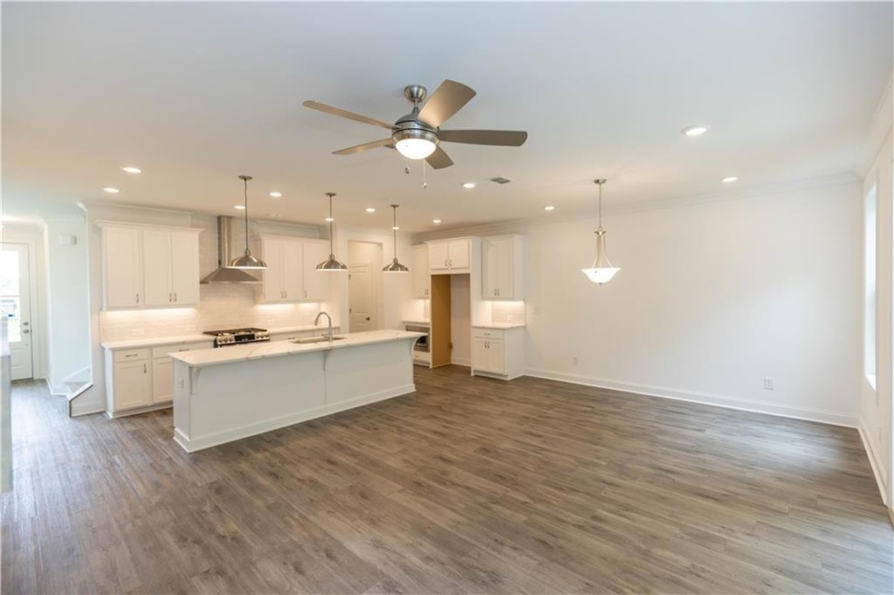 Welcome to the Brittany's Spacious Open concept 2 