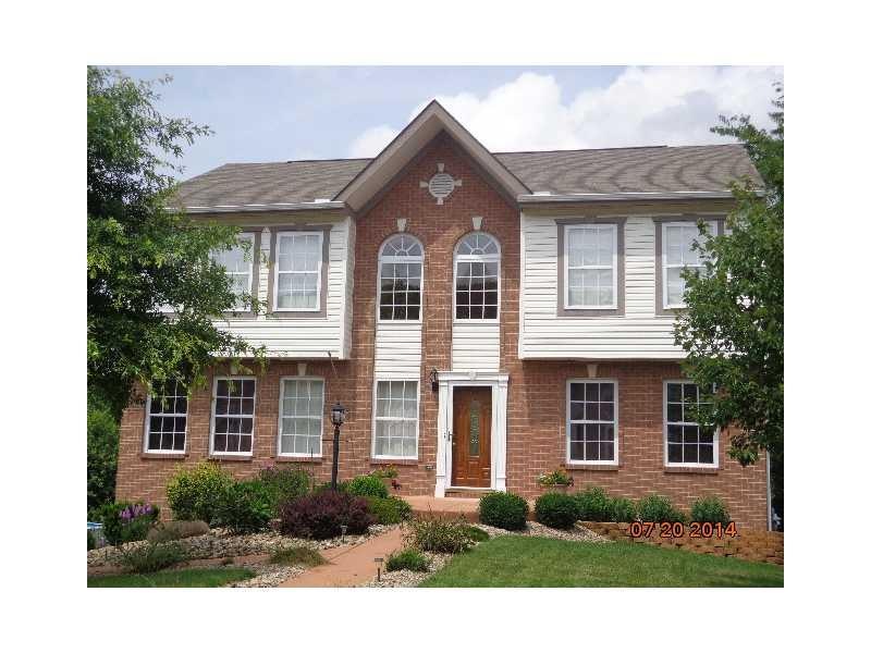 Exterior Front. BEAUTIFUL HOME IN AWESOME NEIGHBOR