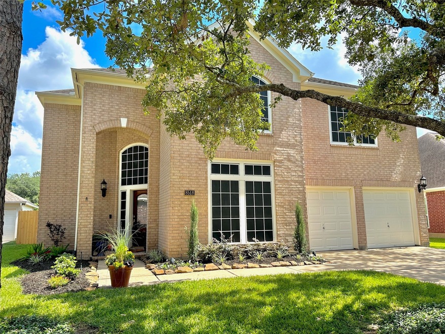 8518 Waiting Spring Ln, Houston, TX 77095 - photo 1