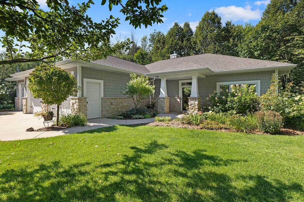 Enjoy Panoramic Countryside and Wooded Views with 