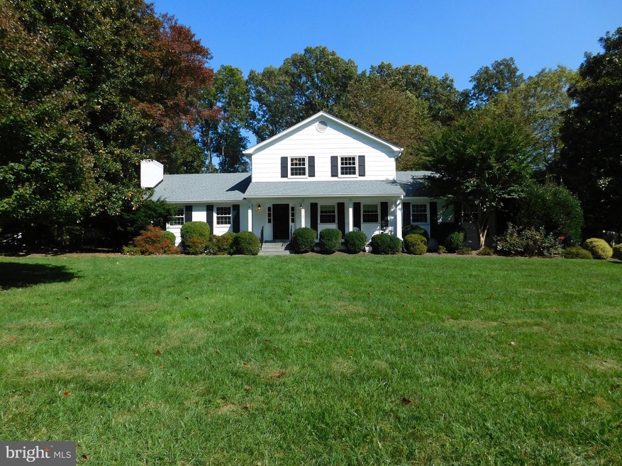 12125 Stirrup Rd, Reston, VA 20191 - photo 1