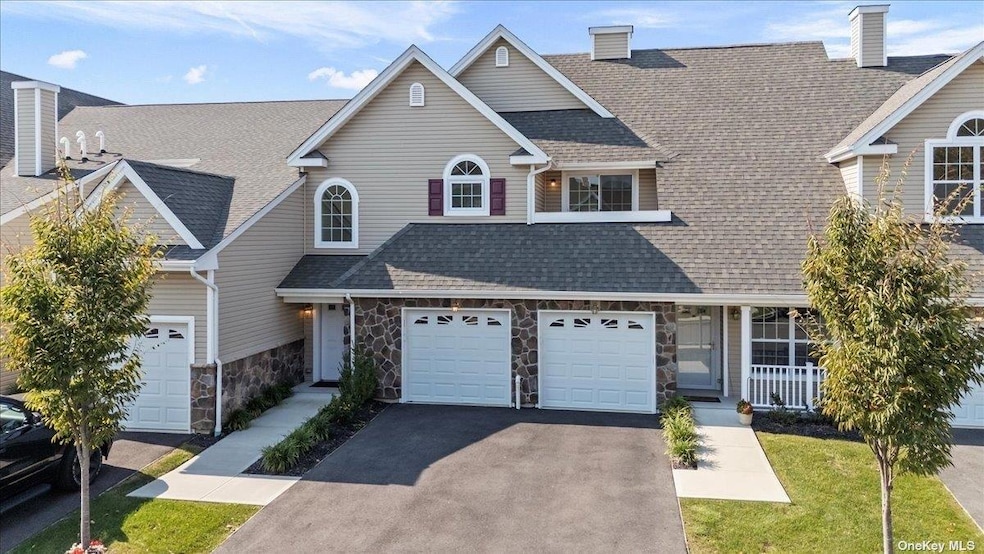 For Sale $895,000 • Co-Listing Agent