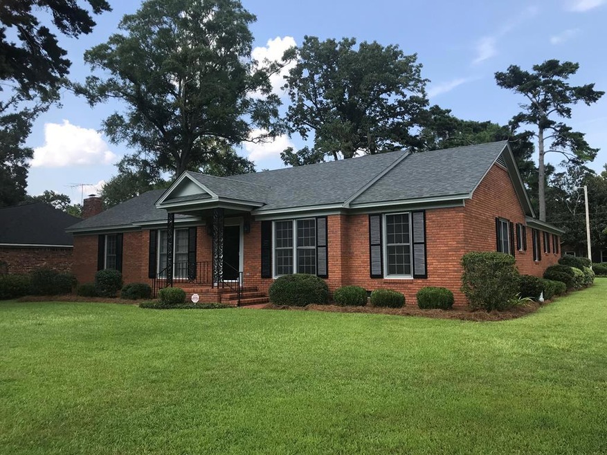 1721 Lowell Ln, Albany, GA 31707 - photo 1