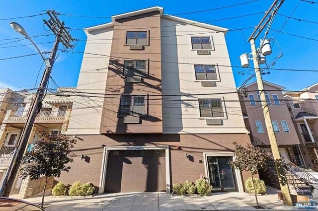 422-424 63rd St unit 303, West New York, NJ 07093 - photo 1