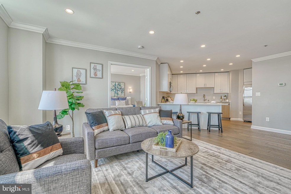 Harborview Towers unit 1112, Baltimore, MD 21230 - photo 1