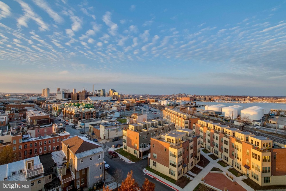 Silo Point unit 931, Baltimore, MD 21230 - photo 1