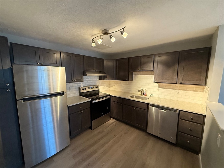 24 Patten St unit 2-2, Watertown, MA 02472 - photo 1