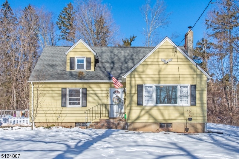 286 Oak Ridge Rd, Oak Ridge, NJ 07438 - photo 1