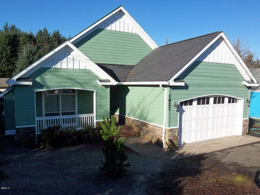 1927 SW Harbor Ave, Lincoln City, OR 97367 - photo 1