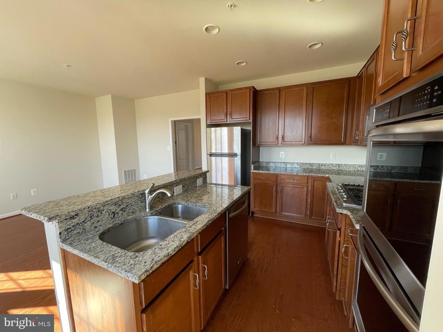 8305 Gibbs Way, Hyattsville, MD 20785 - photo 1