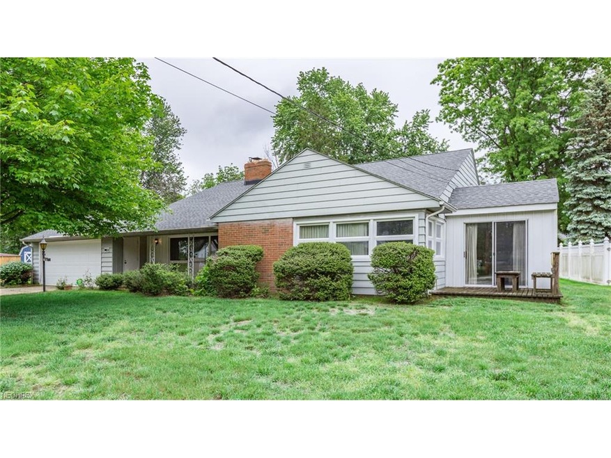 Excellent location deep in the heart of Mentor!