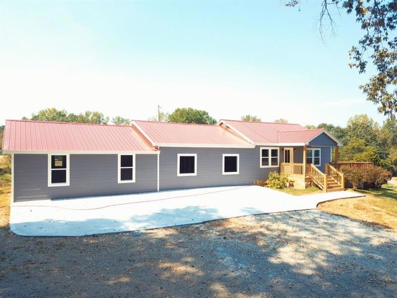 1817 Pine Chapel Rd NE, Calhoun, GA 30701 - photo 1