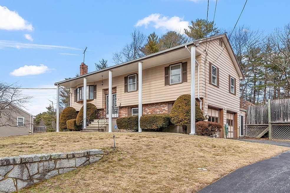 15 Cutting Ln, Burlington, MA 01803 - photo 1