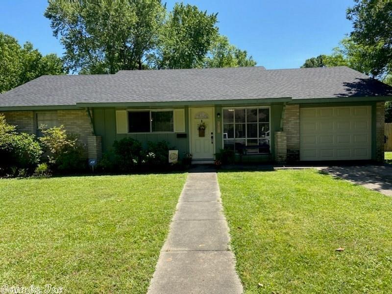 2109 Broadview Ave, Conway, AR 72034 - photo 1