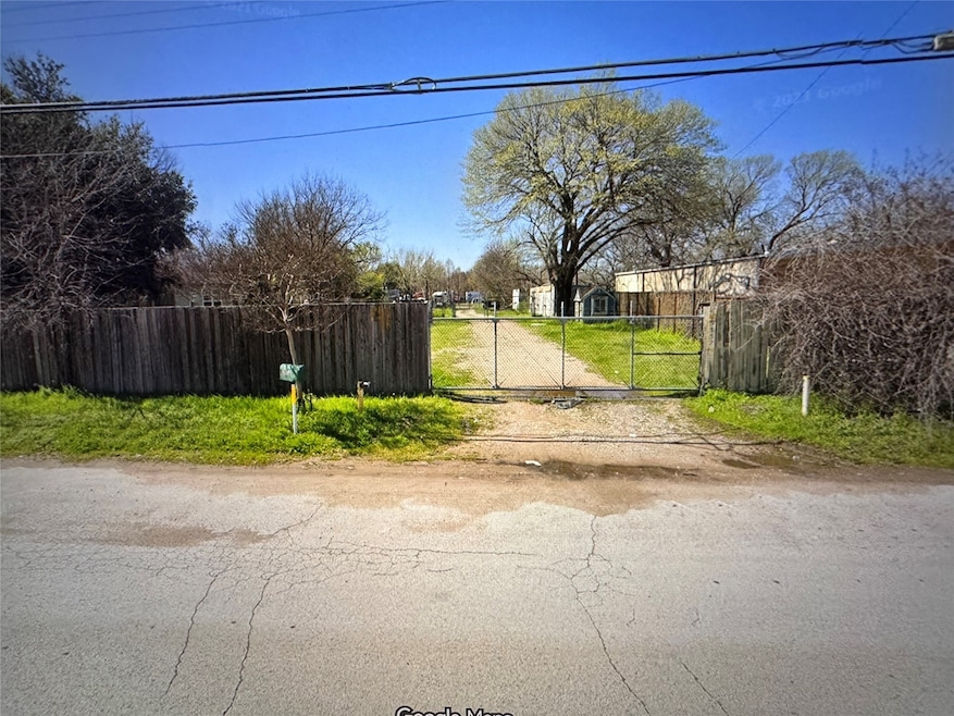 9157 S Central Expy, Dallas, TX 75241 - photo 1