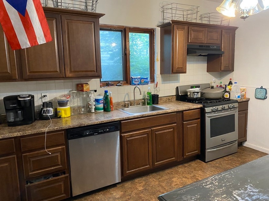 9 Irving St unit 1, Everett, MA 02149 - photo 1