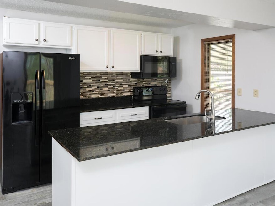 For Rent $2,400/month • Co-Listing Agent