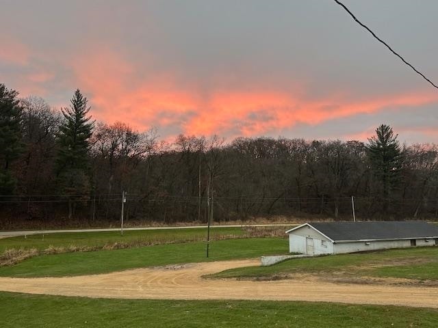 1906 Squirrel Hill Rd, Hollandale, WI 53544 - photo 1