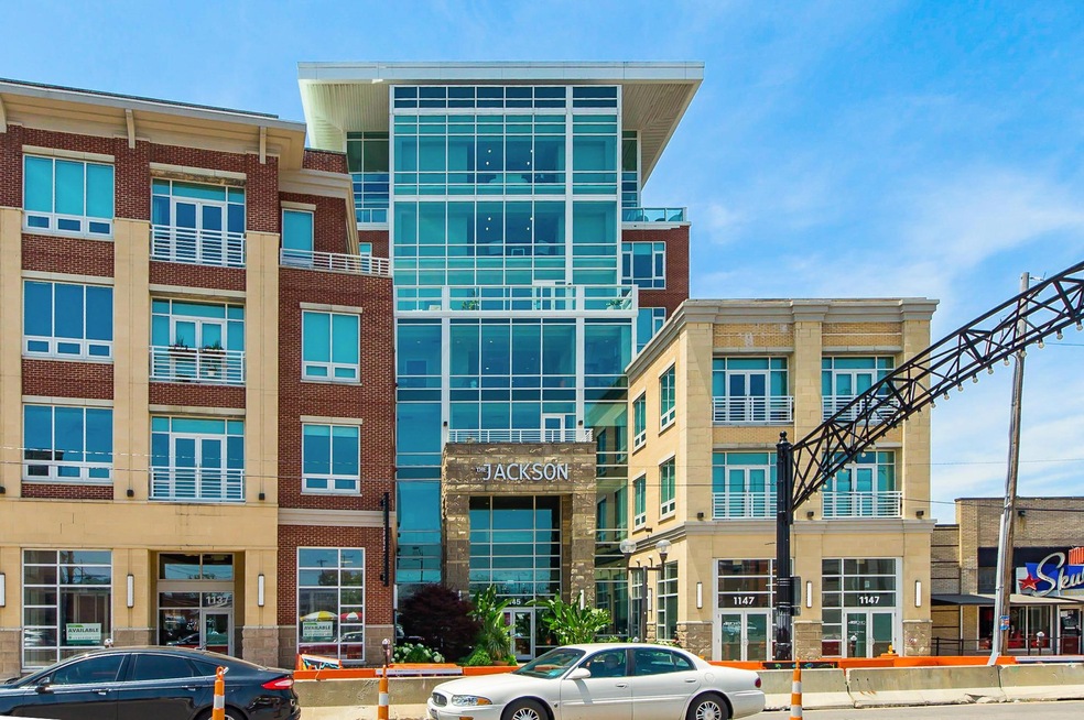 1145 N High St unit 201, Columbus, OH 43201 - photo 1