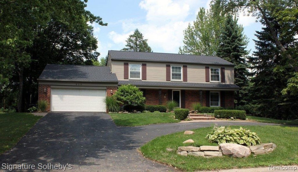 S. Shady Hollow Circle