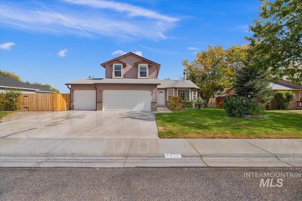 1400 Willow Creek Dr, Nampa, ID 83686 - photo 1