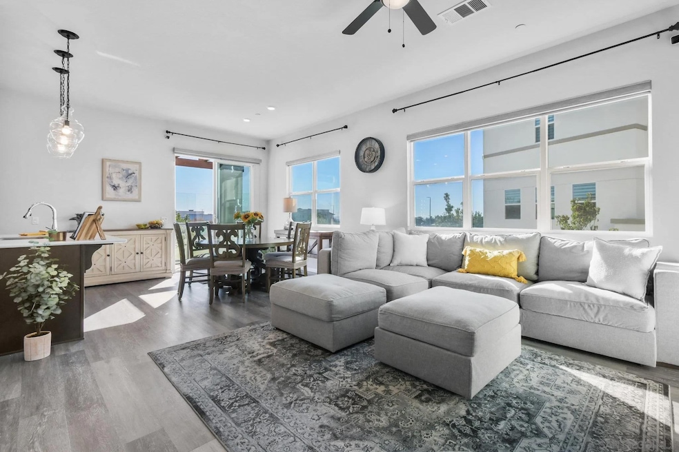 2034 Luzon Ln unit 3, Chula Vista, CA 91913 - photo 1