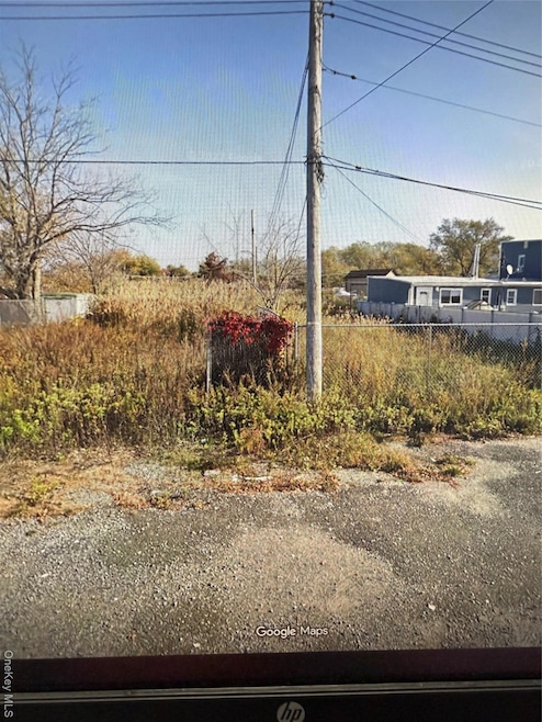 12 Bridge St, Howard Beach, NY 11414 - photo 1