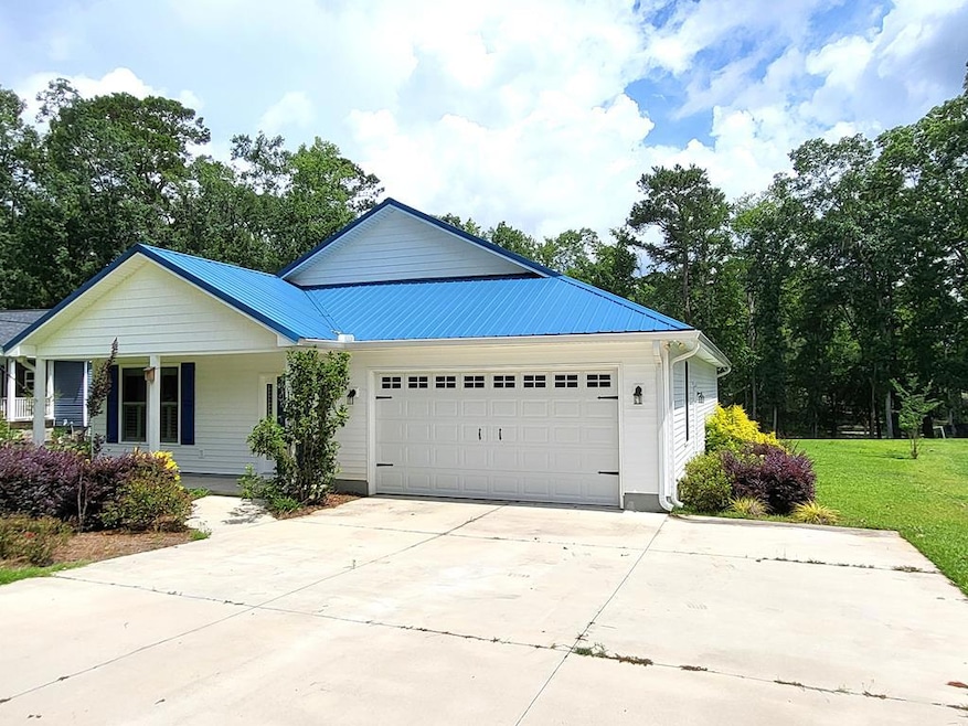 For Sale $472,000